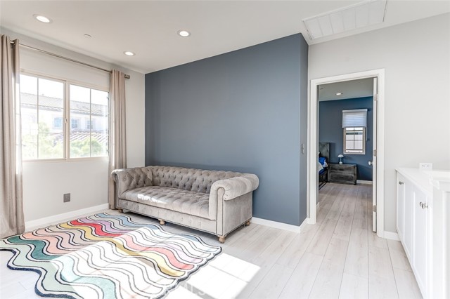 MLS #OC25241056 image #14