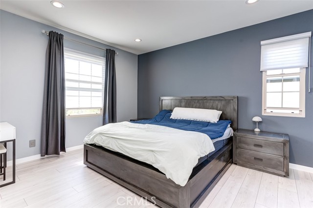 MLS #OC25241056 image #19