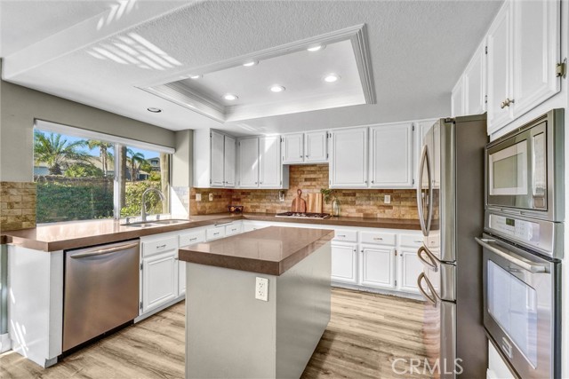 MLS #OC25241187 image #14