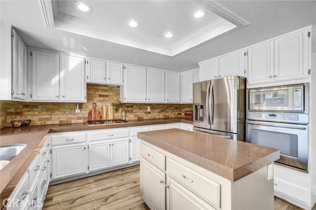 MLS #OC25241187 image #16