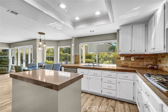 MLS #OC25241187 image #17