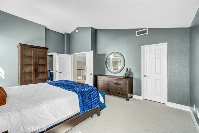 MLS #OC25241187 image #24