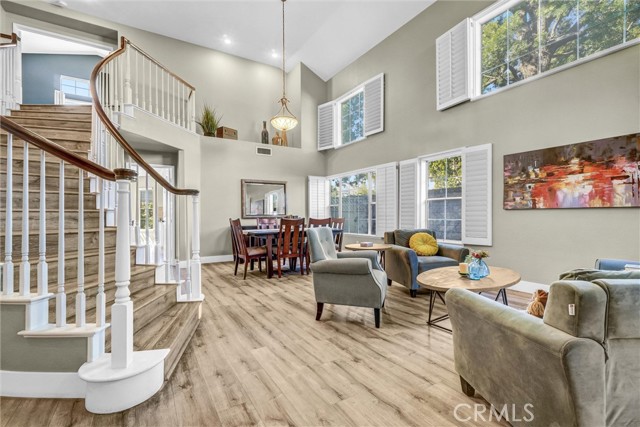 MLS #OC25241187 image #4