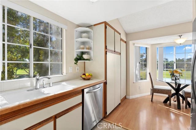 MLS #OC25241238 image #8