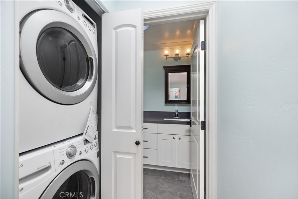 MLS #OC25241293 image #15