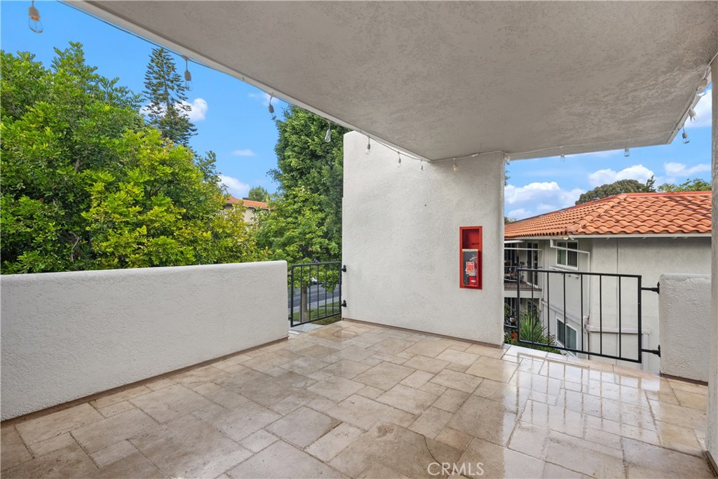 MLS #OC25241293 image #4