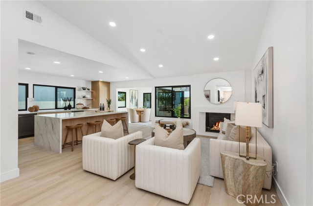 MLS #OC25241301 image #7