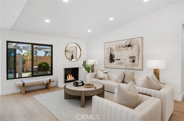 MLS #OC25241301 image #8