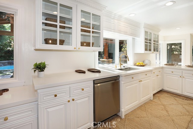 MLS #OC25241406 image #36