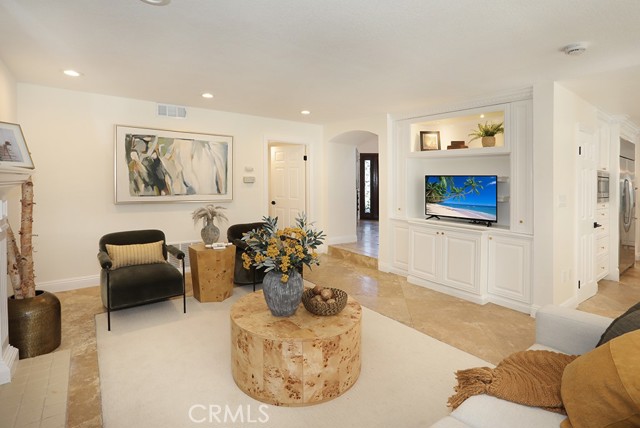 MLS #OC25241406 image #41