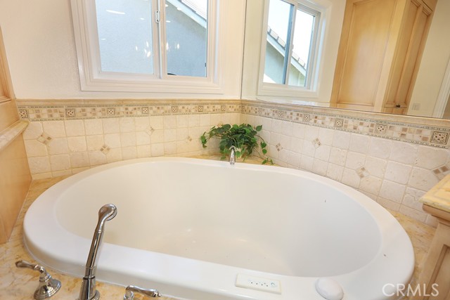 MLS #OC25241406 image #50