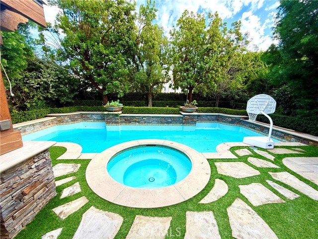 MLS #OC25241406 image #6