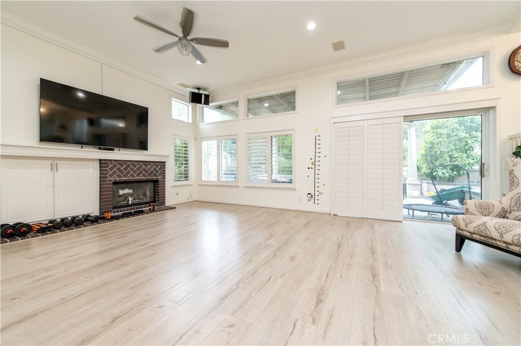 MLS #OC25241497 image #18