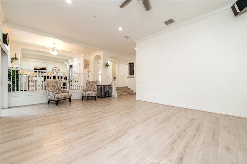 MLS #OC25241497 image #20