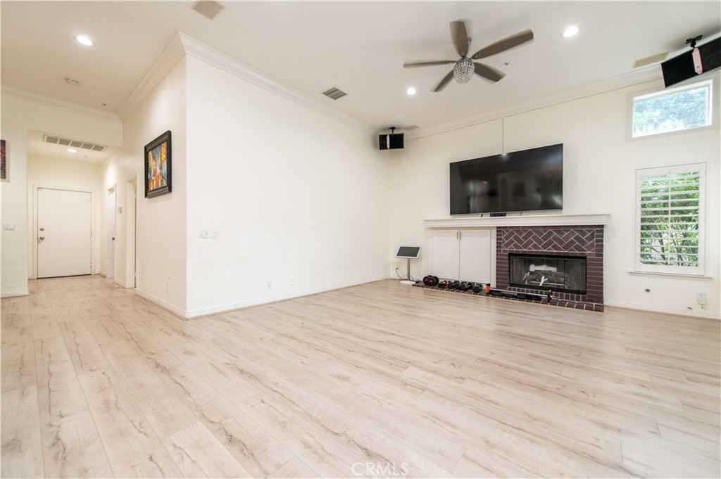 MLS #OC25241497 image #21