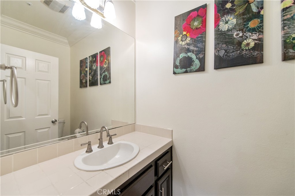 MLS #OC25241497 image #24