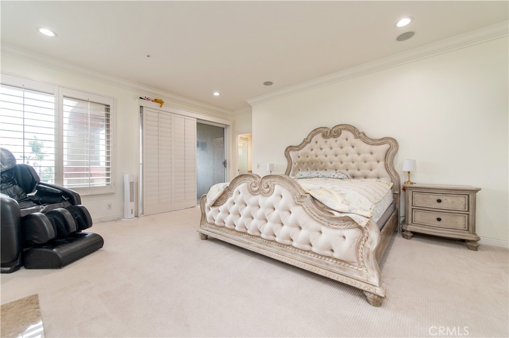 MLS #OC25241497 image #31