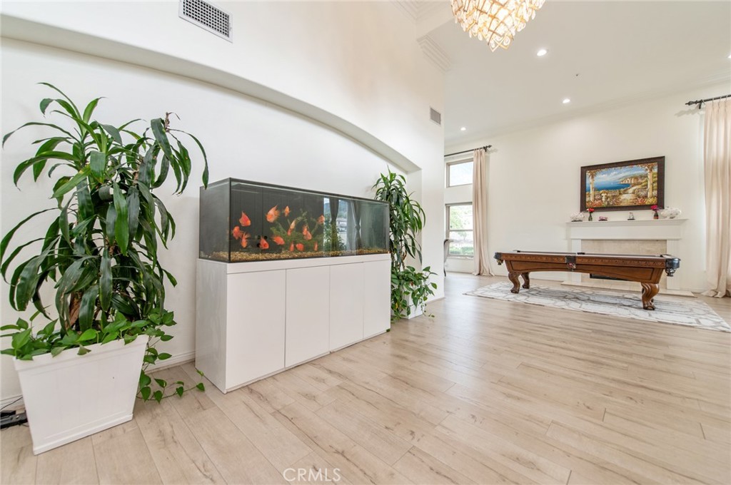 MLS #OC25241497 image #5