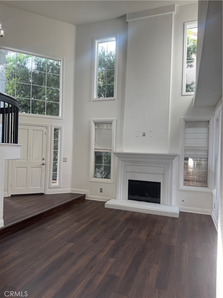 MLS #OC25241504 image #4