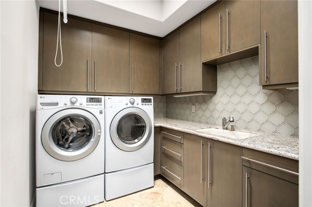 MLS #OC25241516 image #30