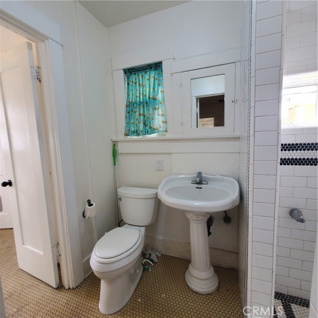 MLS #OC25241517 image #16