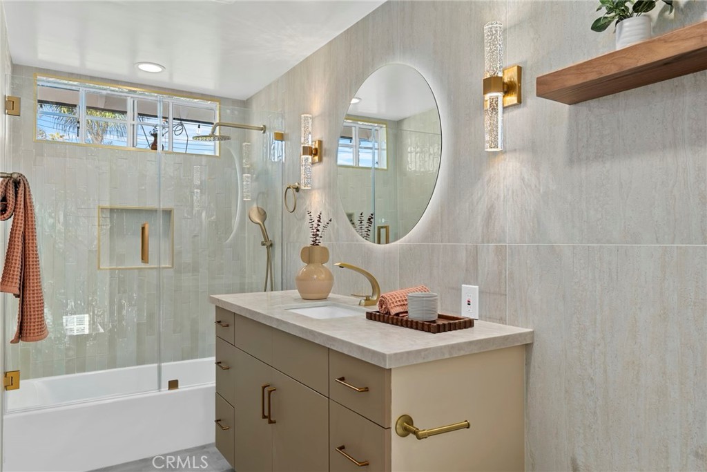 MLS #OC25241526 image #29