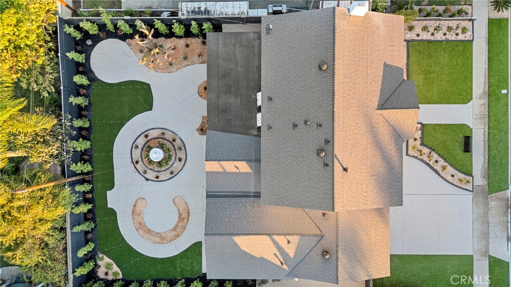 MLS #OC25241526 image #34