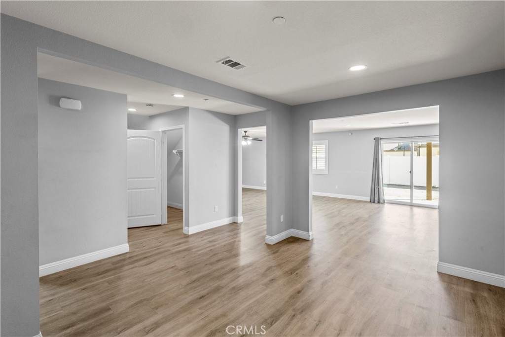 MLS #OC25241556 image #16