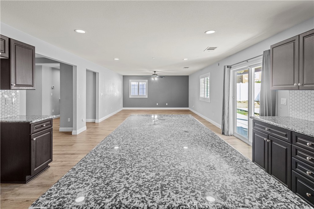 MLS #OC25241556 image #22