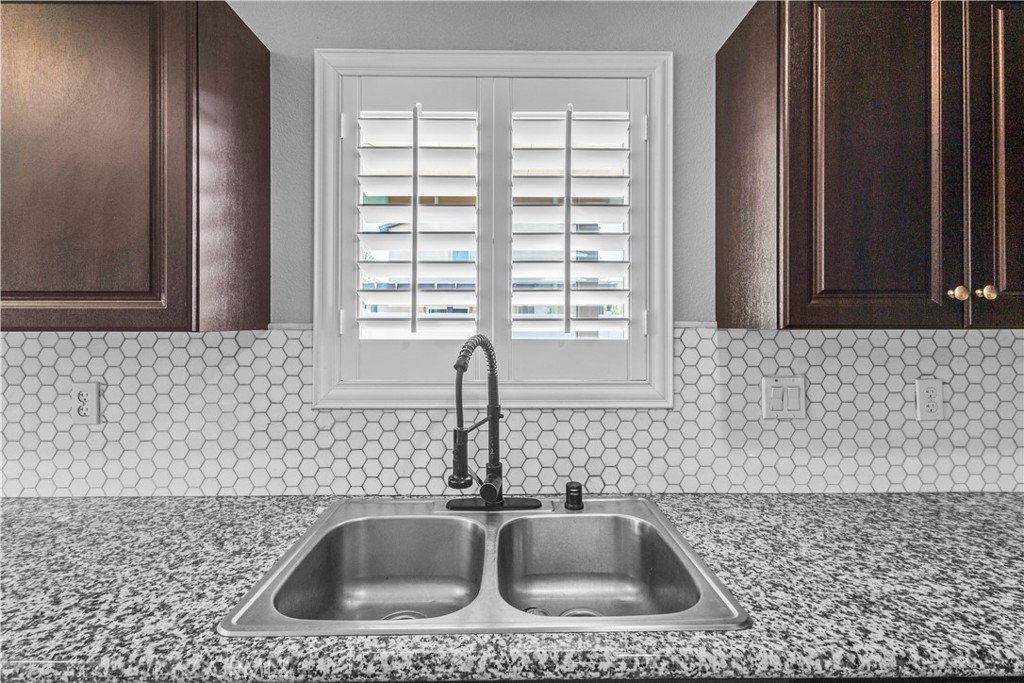 MLS #OC25241556 image #23