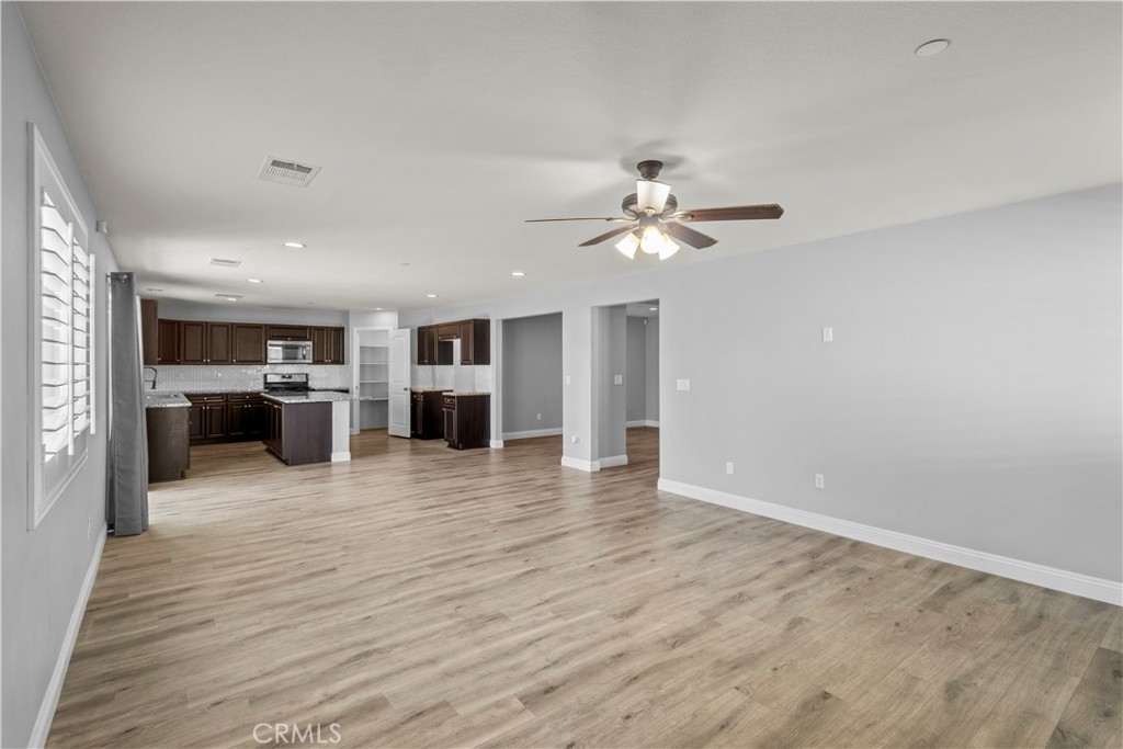 MLS #OC25241556 image #28