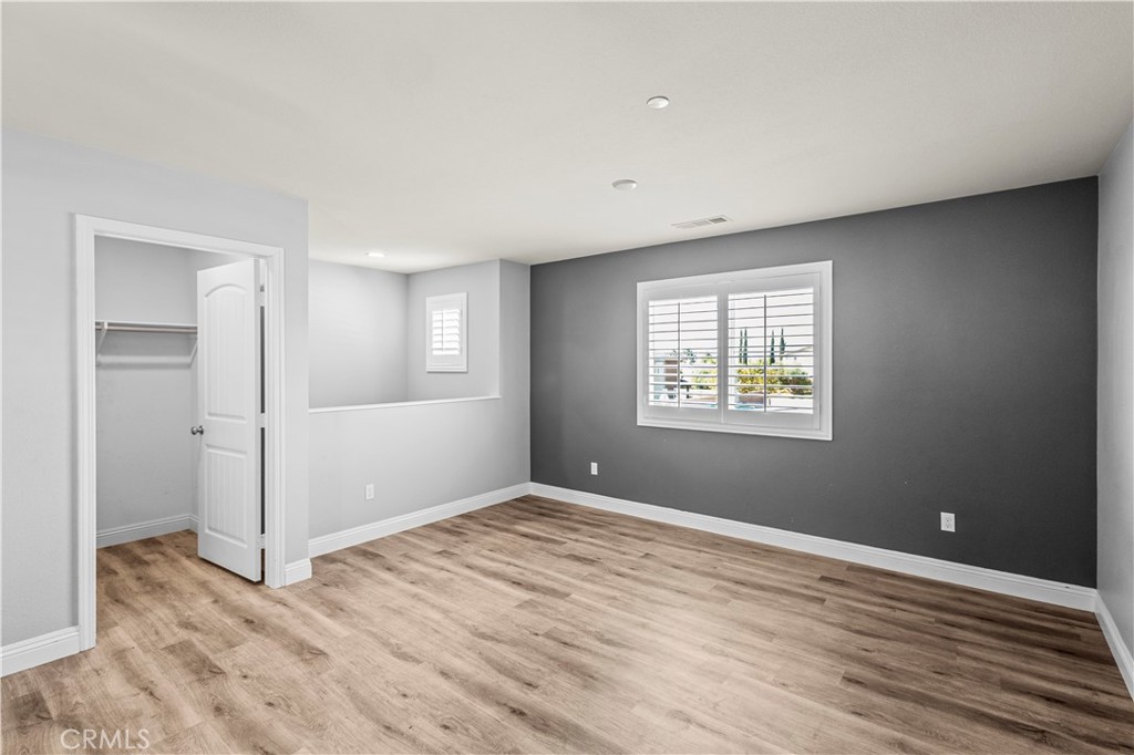 MLS #OC25241556 image #35