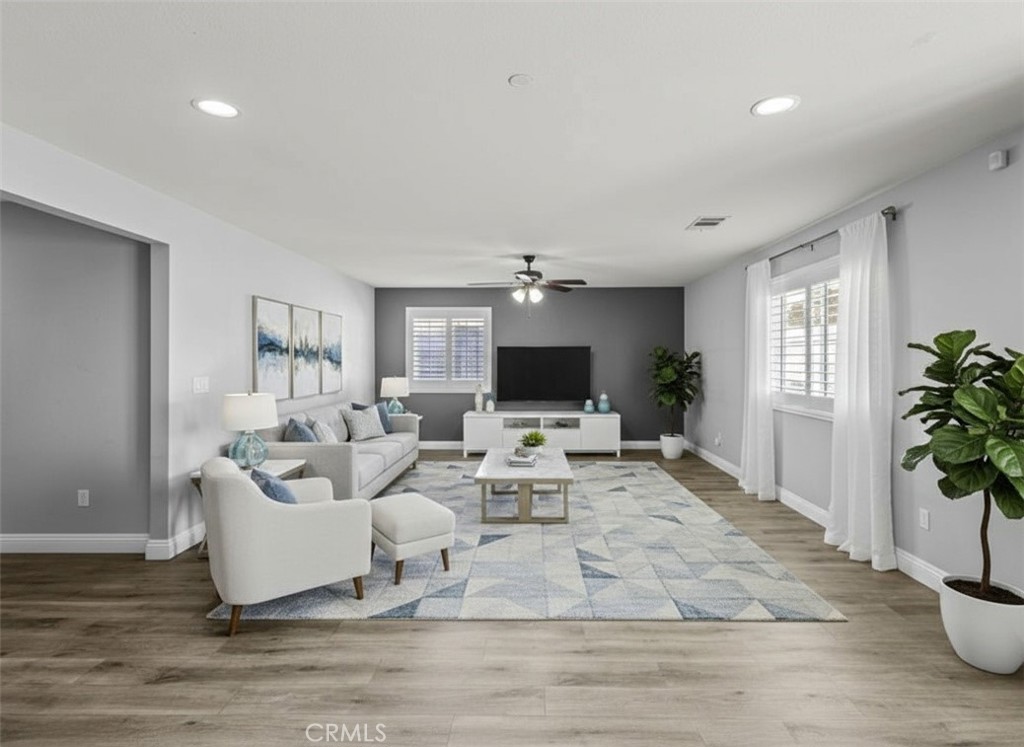 MLS #OC25241556 image #4