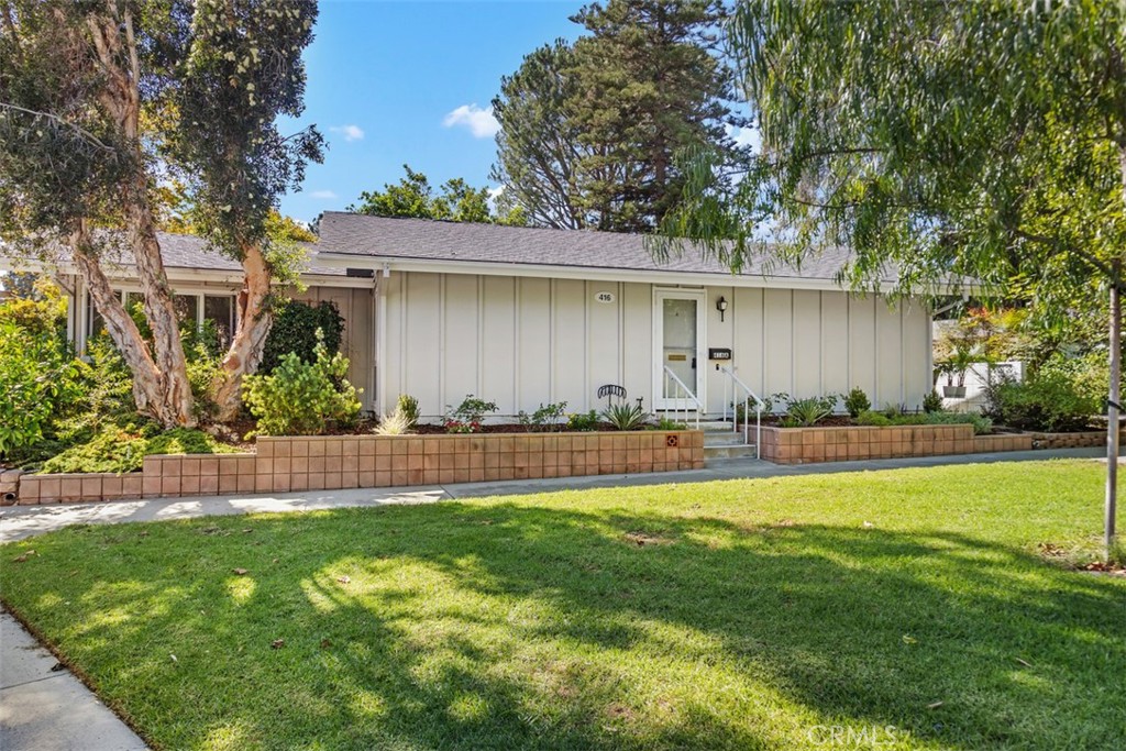 MLS #OC25241611 image #1