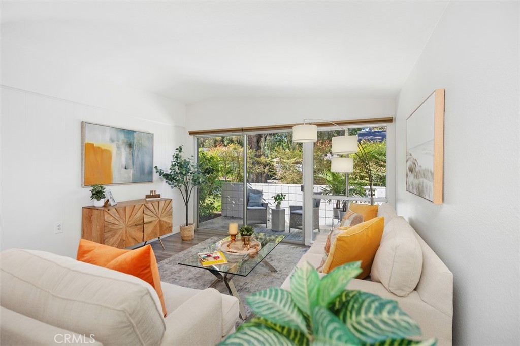 MLS #OC25241611 image #4