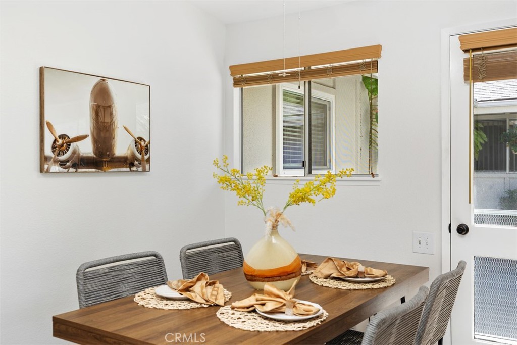 MLS #OC25241611 image #9