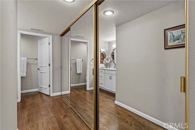 MLS #OC25241653 image #19