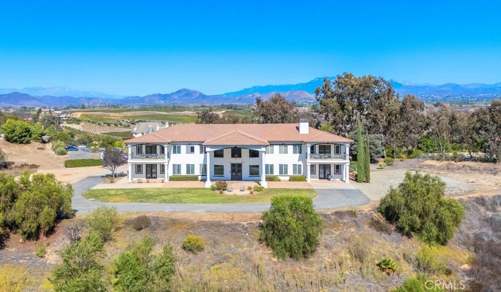 MLS #OC25241657 image #1