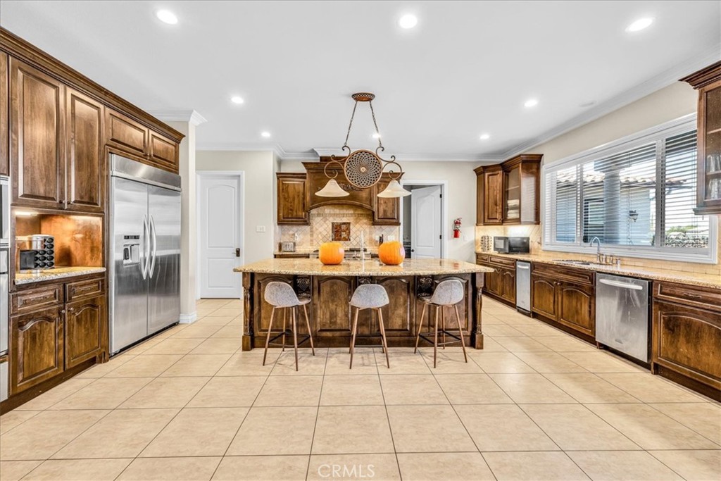 MLS #OC25241657 image #23