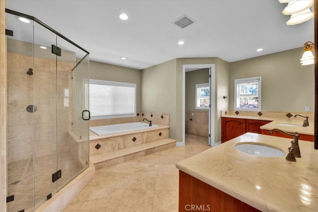 MLS #OC25241657 image #50