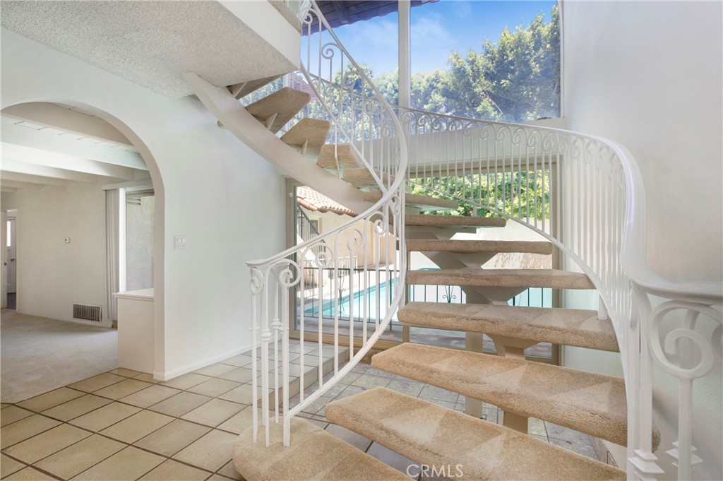 MLS #OC25241749 image #27