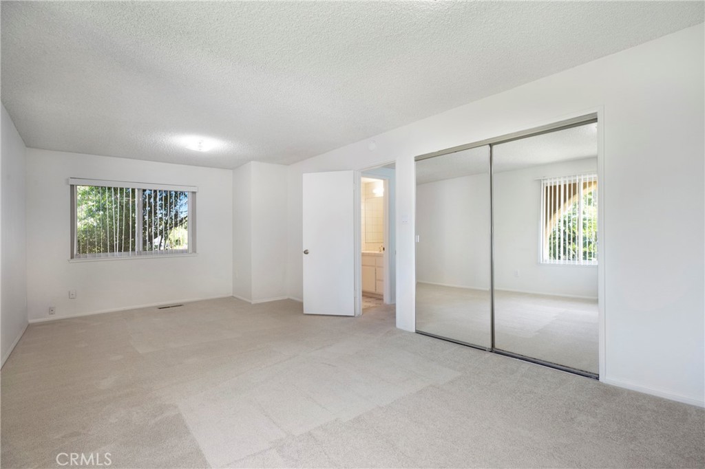 MLS #OC25241749 image #31