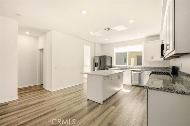 MLS #OC25241770 image #11