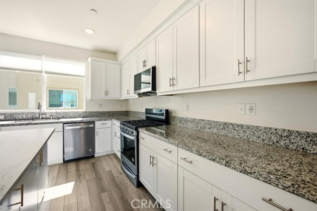 MLS #OC25241770 image #12