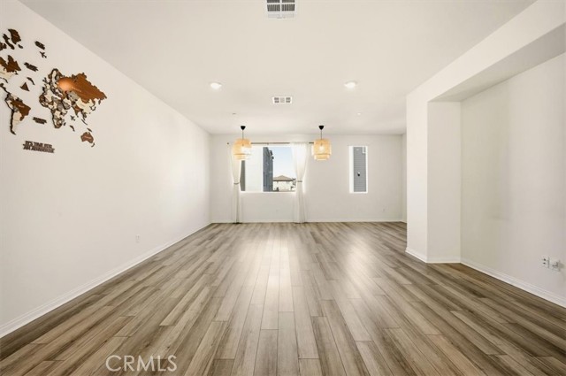 MLS #OC25241770 image #15