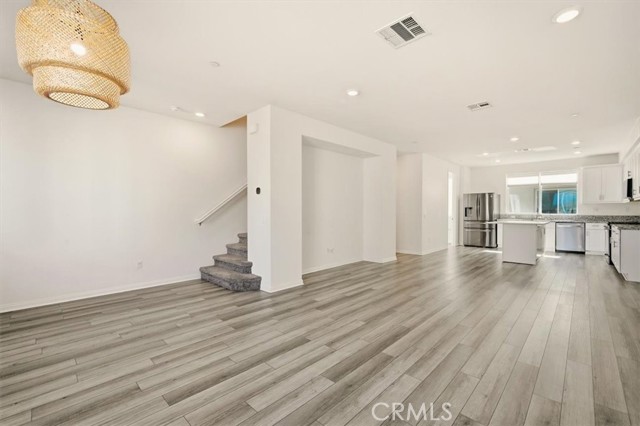 MLS #OC25241770 image #17