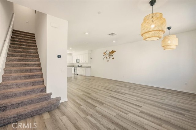 MLS #OC25241770 image #19