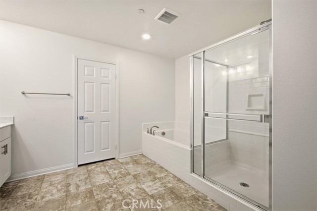 MLS #OC25241770 image #25