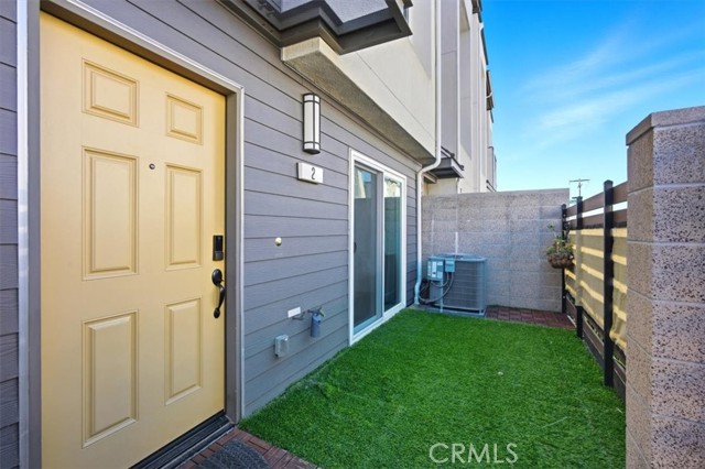 MLS #OC25241770 image #3