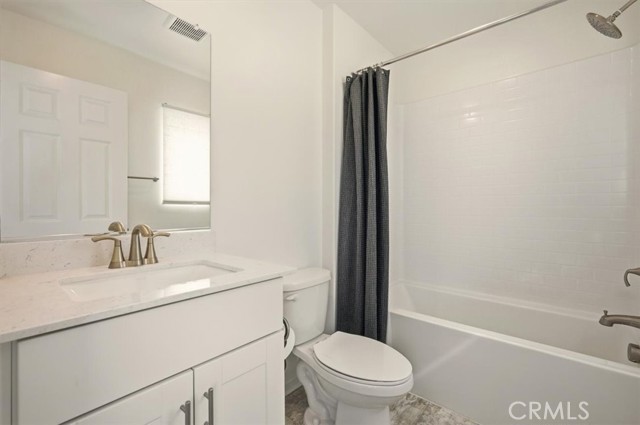 MLS #OC25241770 image #31